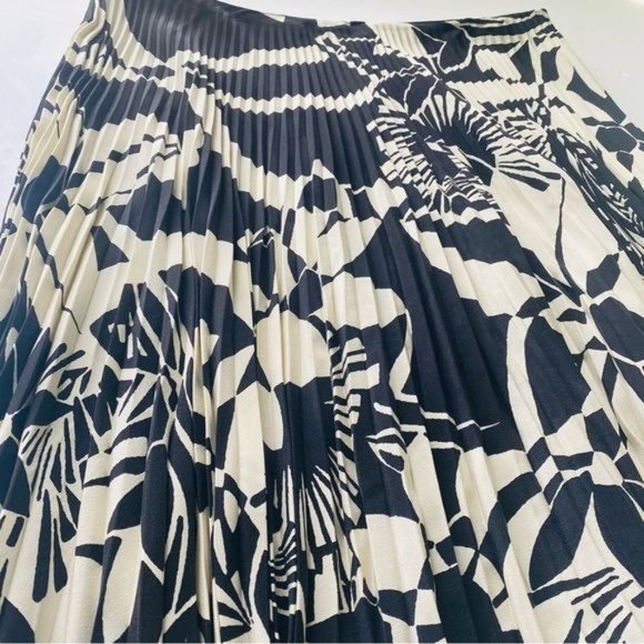 Ralph Lauren Collection Floral Pleated Midi Skirt Silk Size 10 - Picture 11 of 13